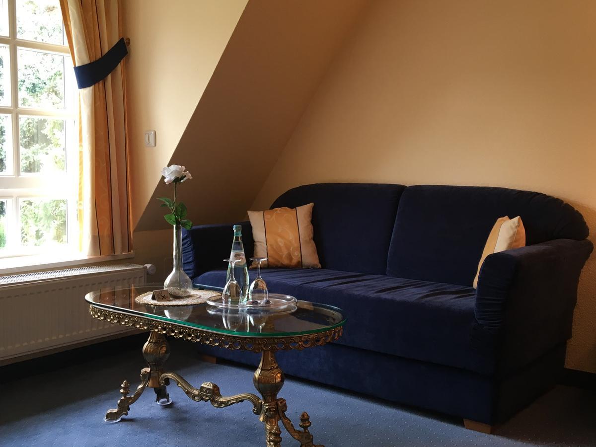Hotel Springiersbacher-Hof Krov Luaran gambar