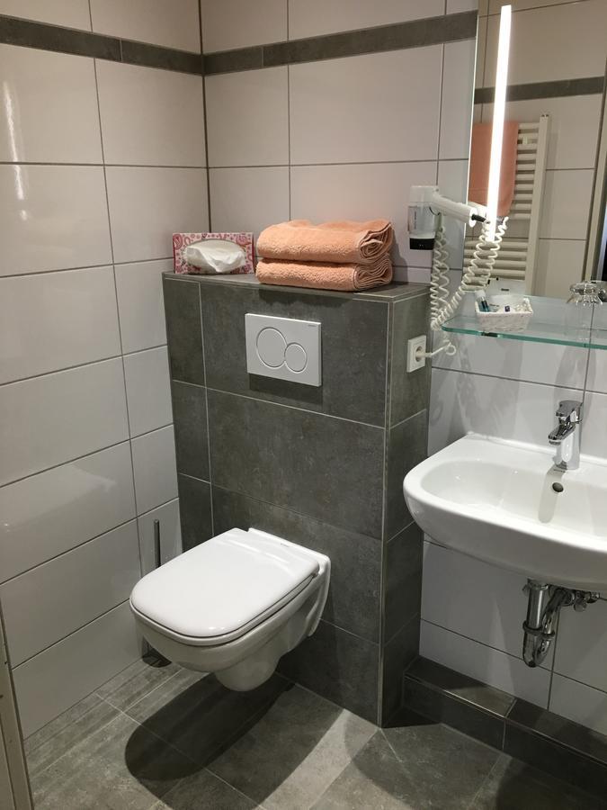 Hotel Springiersbacher-Hof Krov Luaran gambar