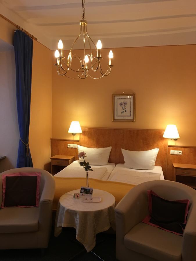 Hotel Springiersbacher-Hof Krov Luaran gambar